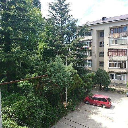 Flat Near The Sea Apartment Gagra Bagian luar foto