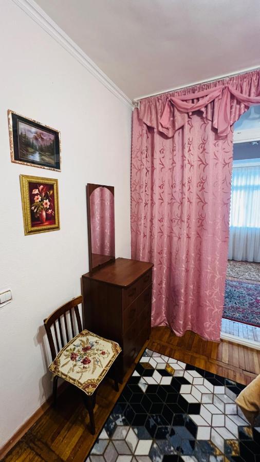 Flat Near The Sea Apartment Gagra Bagian luar foto