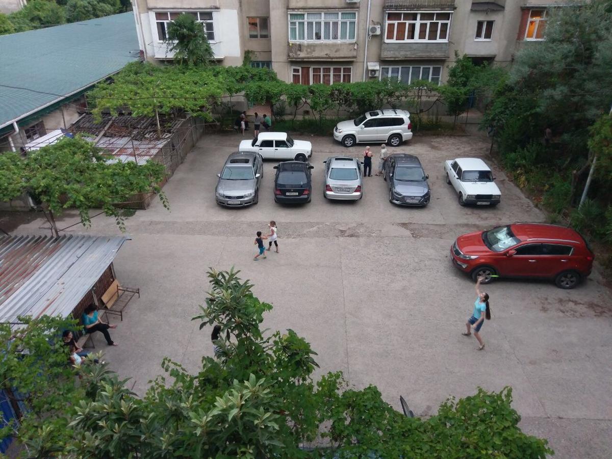 Flat Near The Sea Apartment Gagra Bagian luar foto